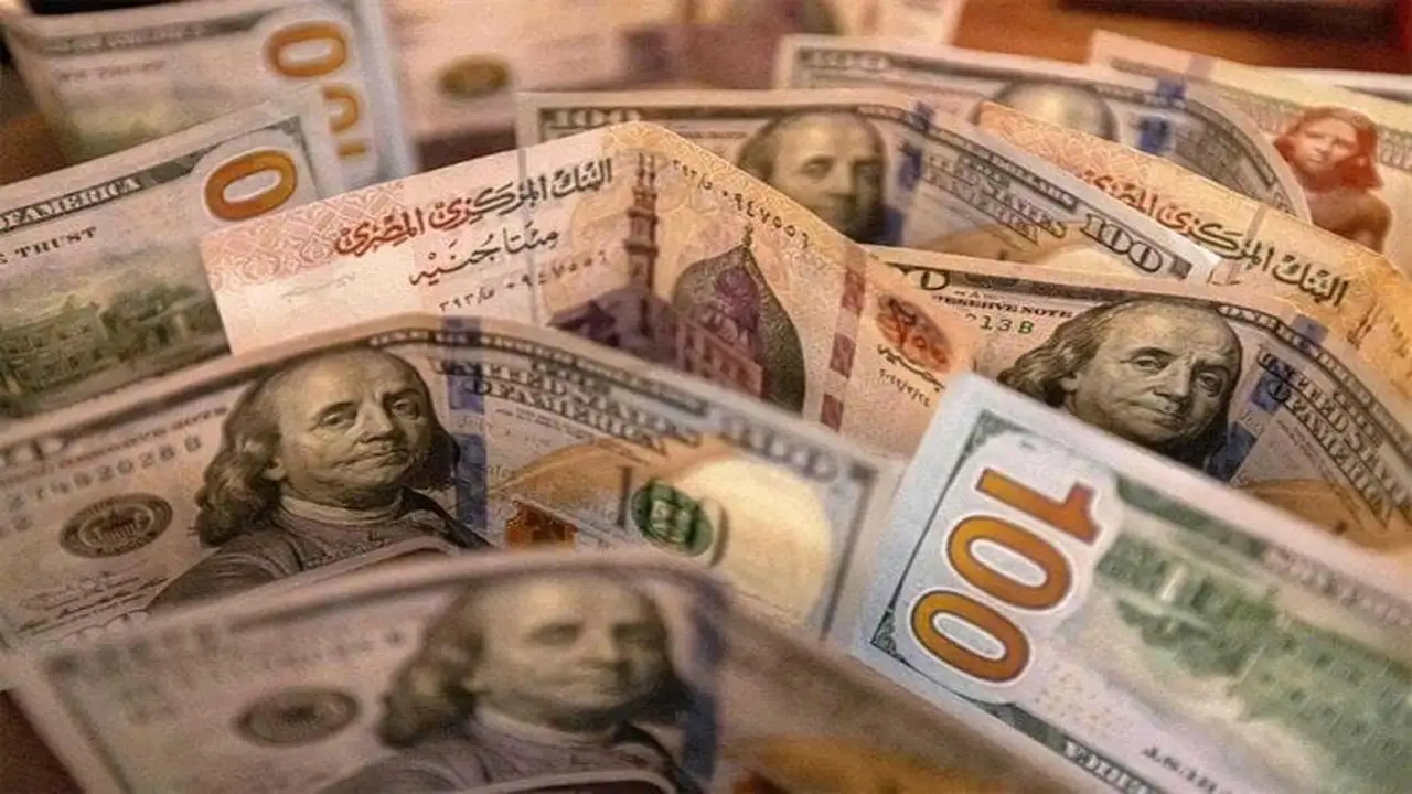 سعره بالبنوك.. تذبذب جديد في قيمة الدولار مقابل الجنيه مطلع تعاملات اليوم